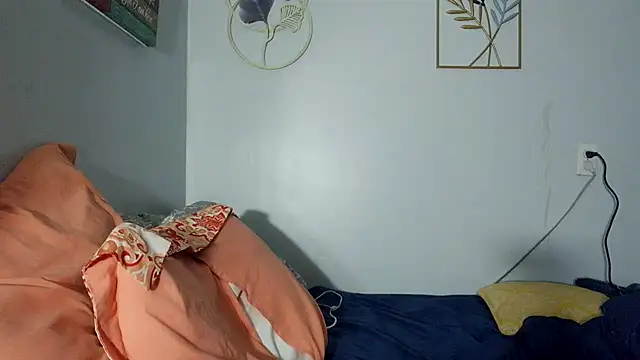 starandsky online show from April 23, 4:24 am