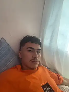 vanilla Kush online show from March 20, 8:35 pm