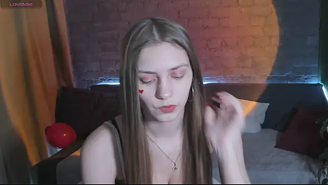 Snapshot of Cheryl_Backer chatting on February 12, 3:18 pm Cheryl Backer online show from February 12, 3:18 pm