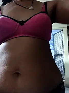 Snapshot of desicpl26 chatting on February 8, 3:54 am desicpl26 online show from February 8, 3:54 am