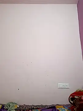 Snapshot of desicpl26 chatting on February 22, 3:18 am desicpl26 online show from February 22, 3:18 am