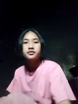 Snapshot of Hoa-tuylip chatting on February 5, 10:47 pm Hoa-tuylip online show from February 5, 10:47 pm