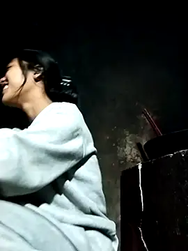 Snapshot of Hoa-tuylip chatting on February 19, 10:28 pm Hoa-tuylip online show from February 19, 10:28 pm