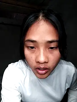 Snapshot of Hoa-tuylip chatting on February 23, 6:33 am Hoa-tuylip online show from February 23, 6:33 am