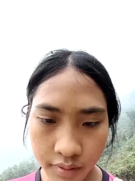 Snapshot of Hoa-tuylip chatting on February 24, 3:15 am Hoa-tuylip online show from February 24, 3:15 am