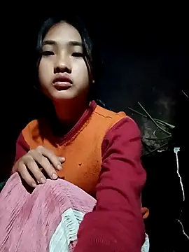 Snapshot of Hoa-tuylip chatting on February 24, 10:30 pm Hoa-tuylip online show from February 24, 10:30 pm