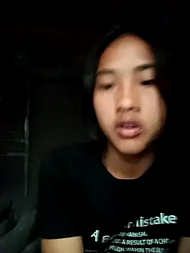 Snapshot of Hoa-tuylip chatting on March 1, 1:40 am Hoa-tuylip online show from March 1, 1:40 am