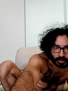 Batou1683 online show from February 11, 12:54 pm