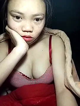 derylove  online show from February 8, 4:43 pm