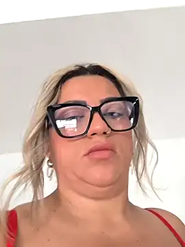 NinaRicci1518 online show from April 7, 2:39 pm