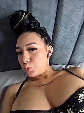 alaia princess online show from March 15, 11:33 pm