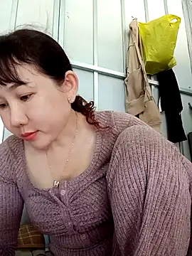 Snapshot of Ana-love2026 chatting on February 8, 2:04 am Ana-love2026 online show from February 8, 2:04 am