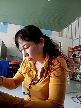 Snapshot of Ana-love2026 chatting on February 16, 1:02 am Ana-love2026 online show from February 16, 1:02 am