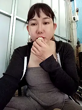 Snapshot of Ana-love2026 chatting on March 3, 1:56 am Ana-love2026 online show from March 3, 1:56 am