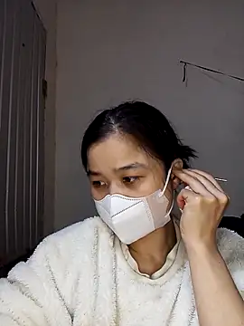 Daisy-lusia2026 online show from April 4, 2:25 pm