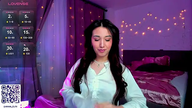 Snapshot of Anna_Elfii chatting on February 8, 5:05 pm Anna Elfii online show from February 8, 5:05 pm