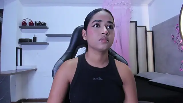 Snapshot of Shirleytaylor- chatting on February 21, 11:55 am Shirleytaylor- online show from February 21, 11:55 am