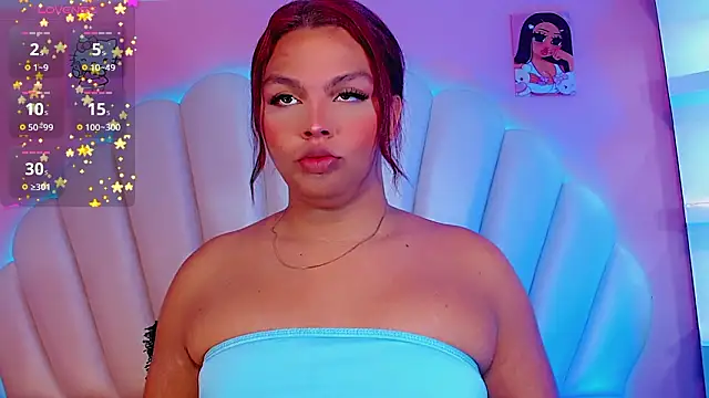 Snapshot of Maia_Hotts chatting on February 23, 11:51 am Maia Hotts online show from February 23, 11:51 am