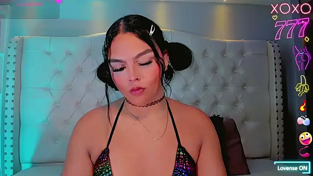 Maia Hotts online show from May 21, 7:54 pm