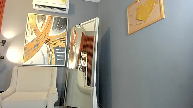 nina swaan online show from February 11, 10:53 am