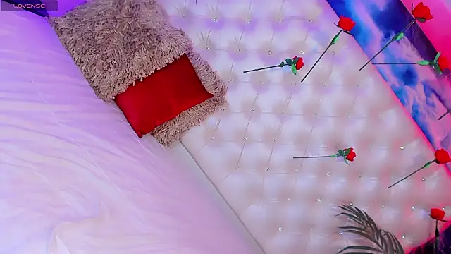 Snapshot of Baby_Lumina chatting on February 15, 4:42 am Baby Lumina online show from February 15, 4:42 am