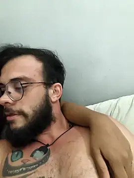 Snapshot of jonyboypriv chatting on March 3, 3:56 am jonyboypriv online show from March 3, 3:56 am