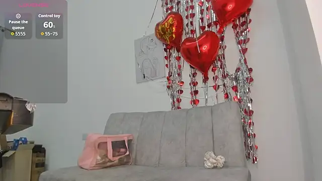 Snapshot of velvetluna_ chatting on March 3, 11:05 am velvetluna online show from March 3, 11:05 am