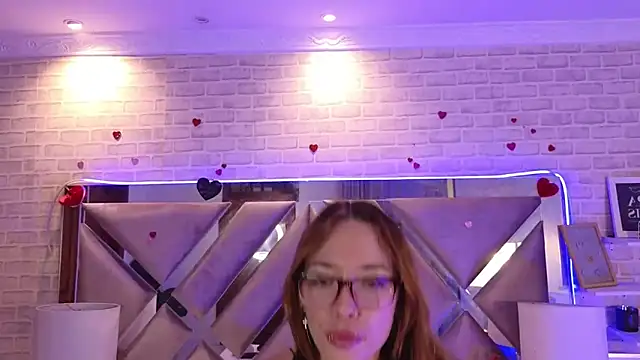 HarperrWest online show from April 15, 9:26 pm