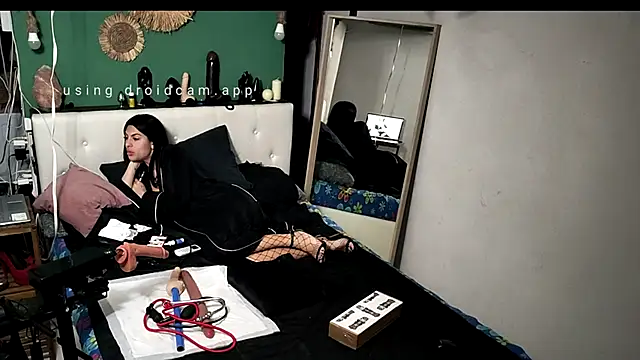 Snapshot of MarcoRoma313 chatting on February 20, 11:16 pm MarcoRoma313 online show from February 20, 11:16 pm