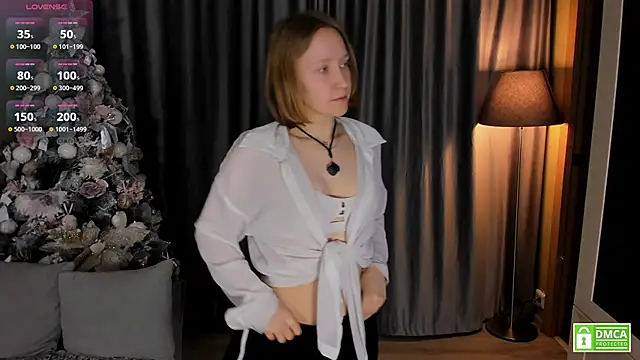 Cutie Ellis online show from April 18, 11:16 pm