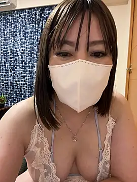 Mitsuco surflady online show from April 28, 6:24 pm