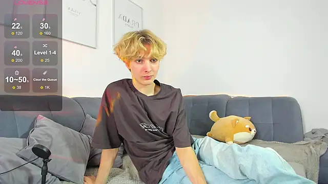 bunnyblush67 online show from March 25, 8:42 am