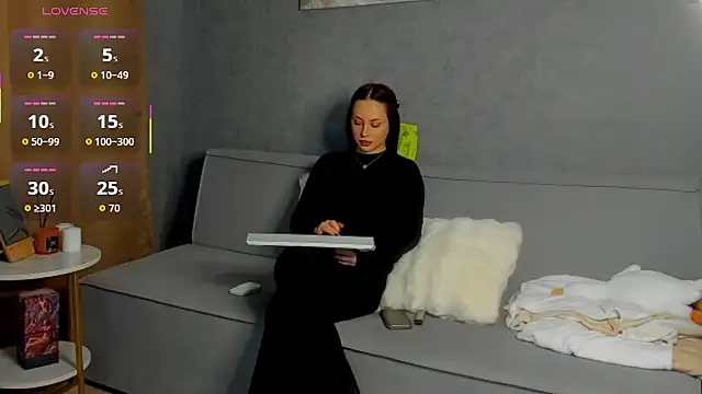 aelin day online show from February 13, 6:42 am