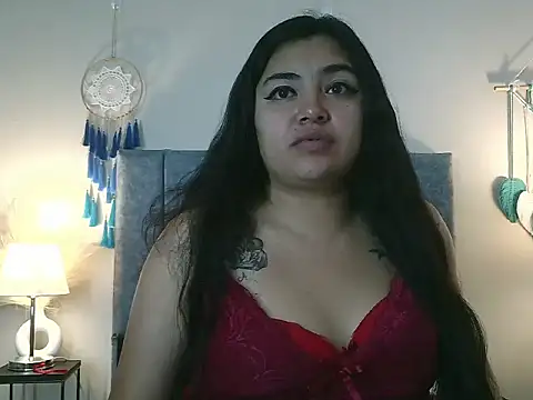 Snapshot of KatalynaSweet chatting on February 27, 4:34 am KatalynaSweet online show from February 27, 4:34 am