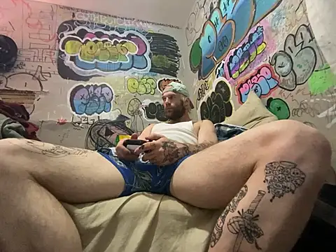 gothboiplzty online show from June 3, 6:16 am