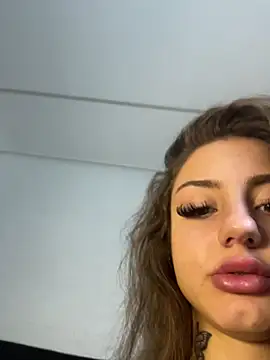 Snapshot of AnnastasiaJune chatting on February 7, 6:50 am AnnastasiaJune online show from February 7, 6:50 am