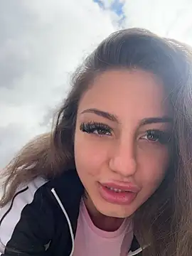 AnnastasiaJune online show from April 10, 11:37 am