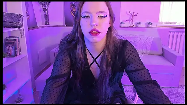 Madison dolly online show from March 23, 8:40 am