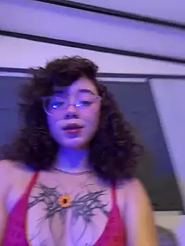 luci butterfly online show from February 11, 8:03 pm