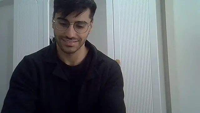 Snapshot of ciceroable chatting on February 22, 11:42 am ciceroable online show from February 22, 11:42 am