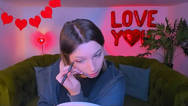 Snapshot of meowseduce chatting on February 11, 1:38 pm meowseduce online show from February 11, 1:38 pm