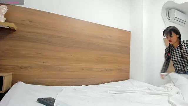 Snapshot of luz-miiaa chatting on February 28, 11:33 am luz-miiaa online show from February 28, 11:33 am