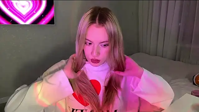 Between Eeys online show from March 12, 4:35 pm