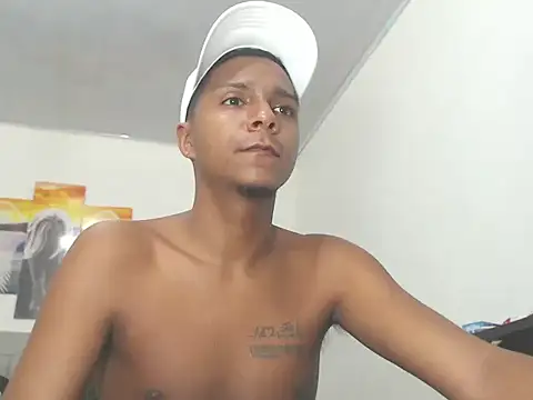 hotboyluxe online show from February 12, 6:25 pm