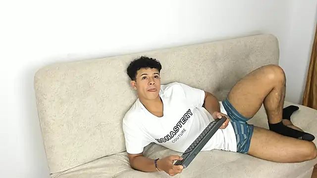  Alex Colton online show from February 9, 1:20 am