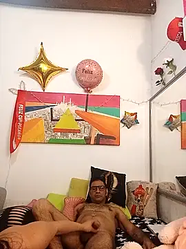 yoahotpetrafiery online show from March 22, 12:47 am