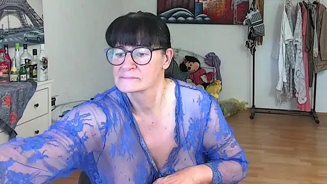 Sylly online show from March 18, 9:52 am