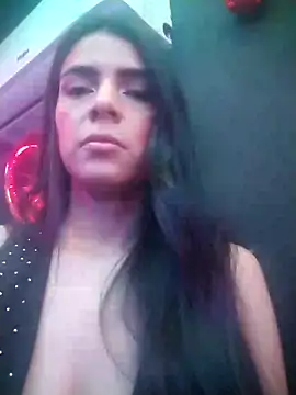 EvaMiranda online show from April 13, 3:34 am