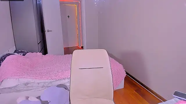  Maybe Baby  online show from February 17, 7:53 pm