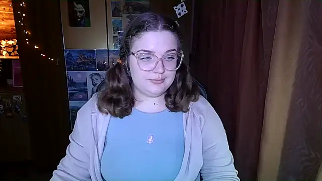 Snapshot of Teasing_Dora chatting on February 3, 3:04 am Teasing Dora online show from February 3, 3:04 am